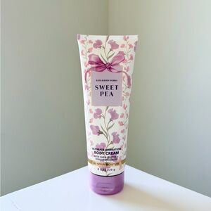 Bath & Body Works Sweet Pea Body Cream